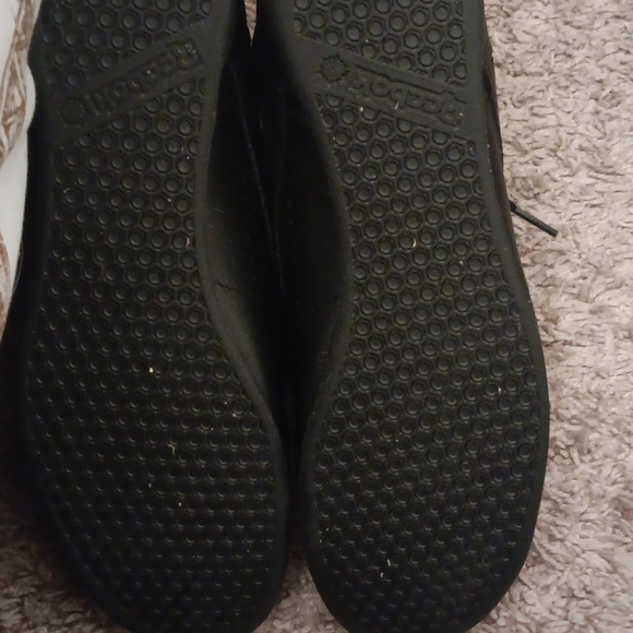 Sneakers - Picture 2 of 2